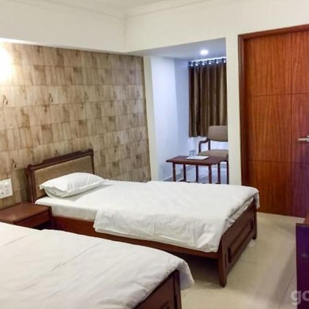 Hotel Apex Ahmedabad Luaran gambar