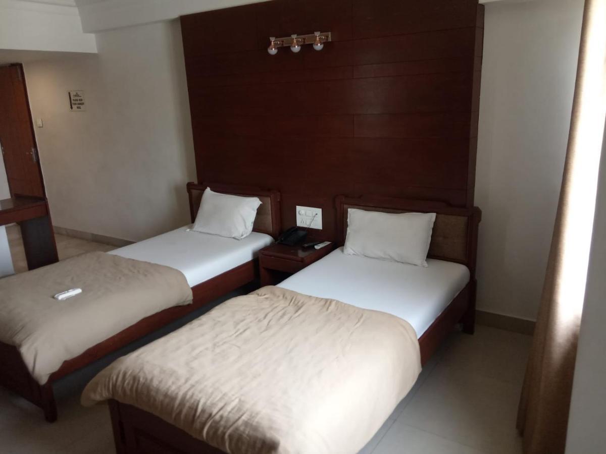 Hotel Apex Ahmedabad Luaran gambar