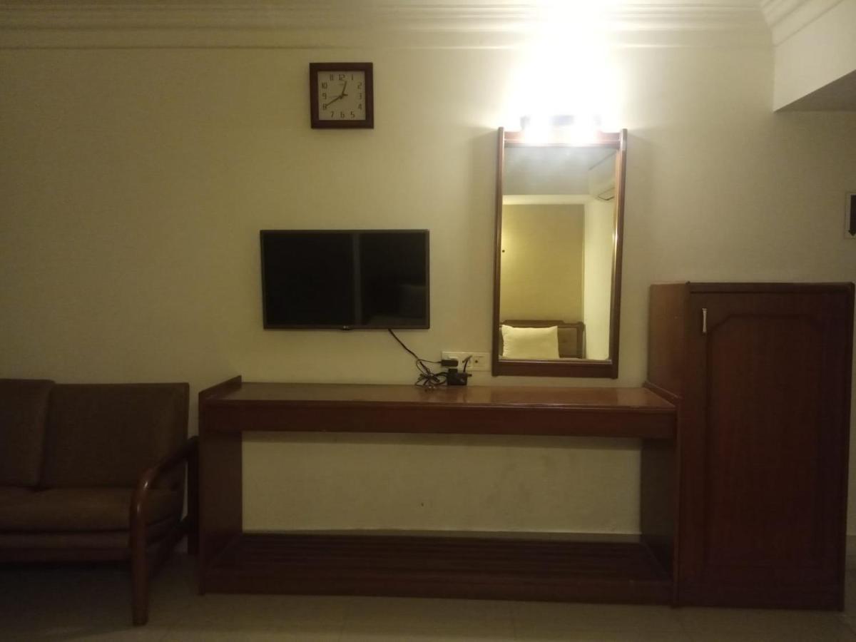 Hotel Apex Ahmedabad Luaran gambar